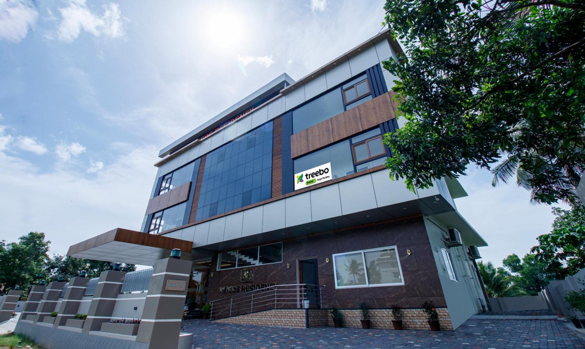 Treebo Amigos Residency Cochin Airport Hotel Kochi Ngoại thất bức ảnh
